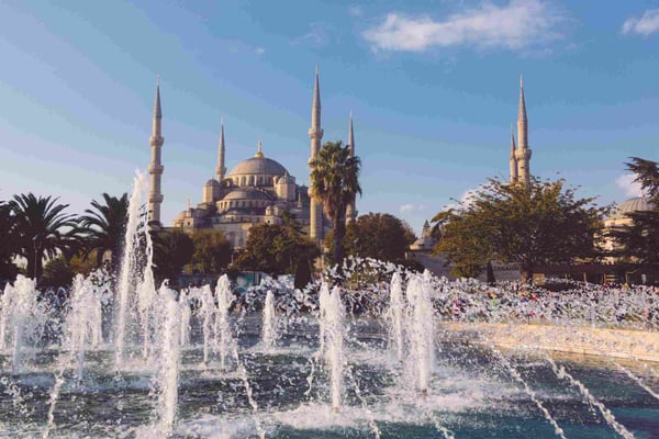  Blue Mosque in Istanbul on a sunny day 
