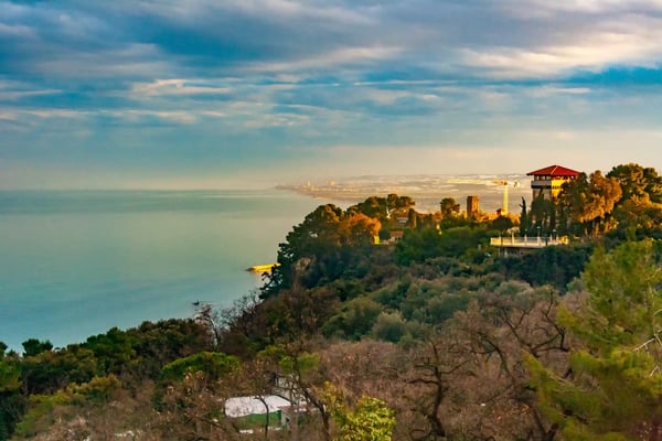 adriatic coast of the marche south of monte conero