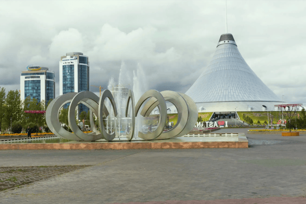 astana kazakhstan fountain horseshoe and wheel in square of love khan shatyr