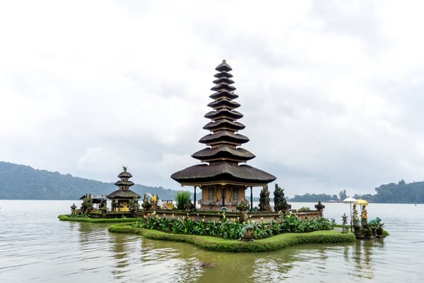bali indonesia pura ulun danu temple on a lake beratan in bali indonesia