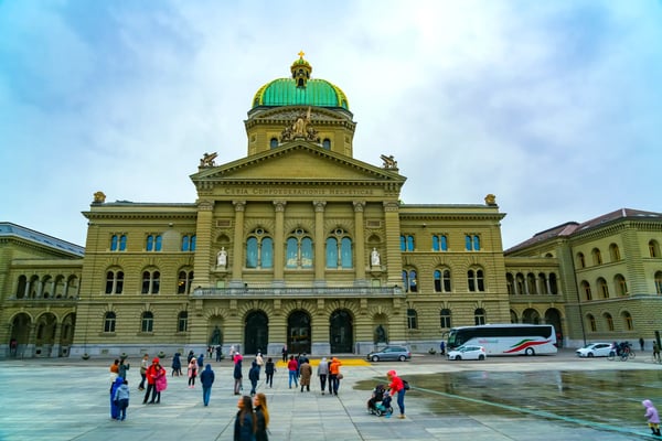 bern switzerland view of the swiss parliament building in the old city of bern 