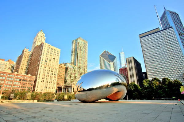 cloud gate the bean in millennium park at sunrise 