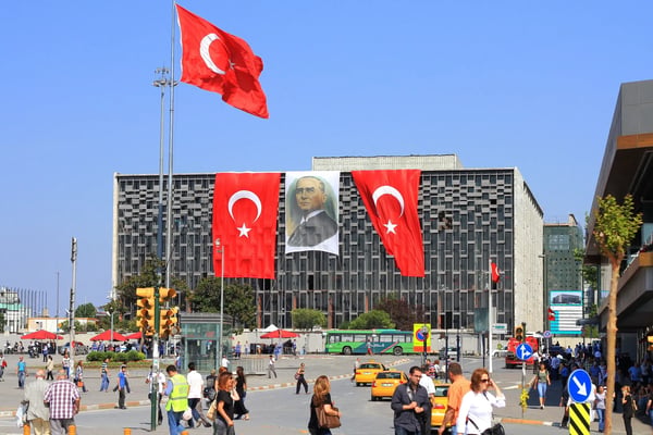 demonstrations that started as a protest to save a park istanbul turkey