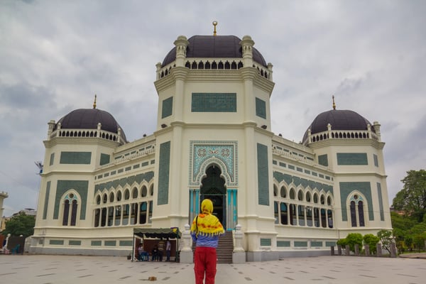 great mosque of medan or masjid raya mashun