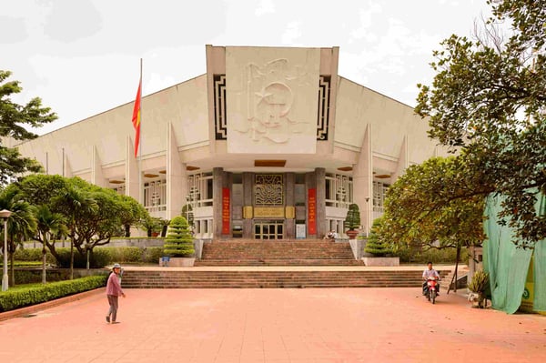 ho chi minh mausoleum complex in hanoi city 
