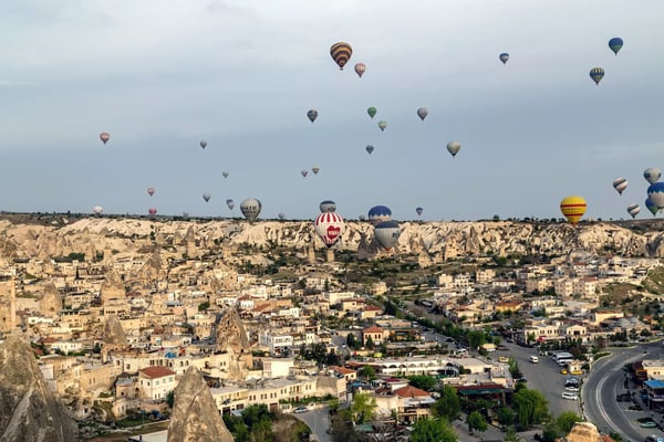 kapadokya flying balloons 