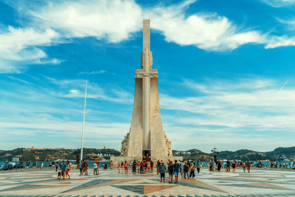 lisbon portugal monument to the discoveries padrao dos descobrimentos 
