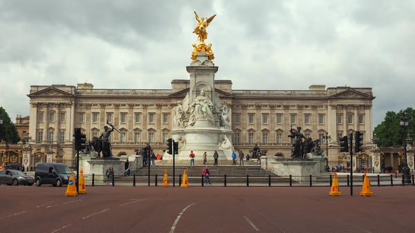 london uk circa buckingham palace royal palace 