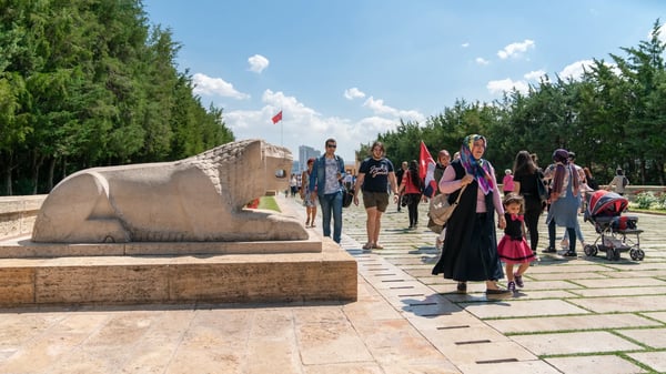 many people visit anitkabir every year