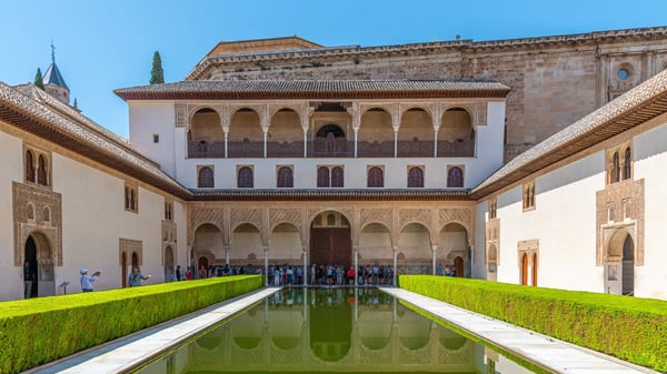 patio de los arrayanes inside of nasrid palace at alhambra granada