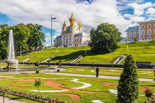 peterhof the fountains of the grand cascad