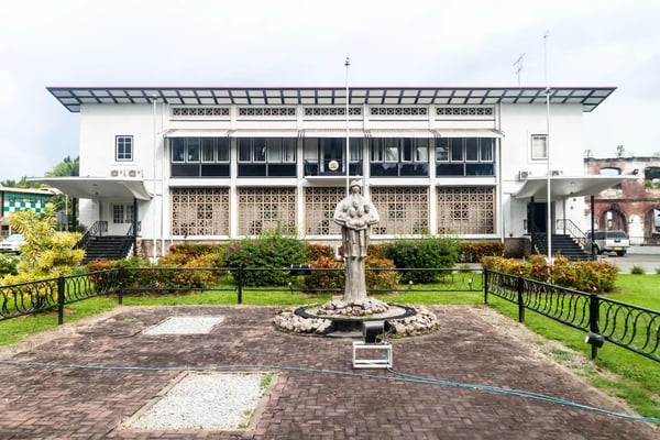presidential office in paramaribo capital of suriname