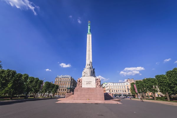 riga latvia monument of freedom in riga symbol of independence and sovereignty 