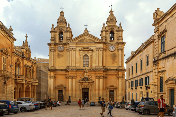 st paul square before entrance to st paul cathedral built in baroque style 