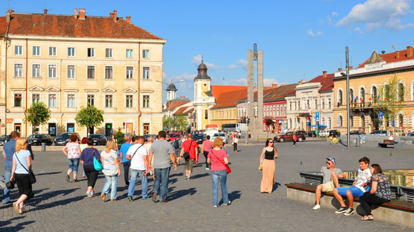 street view of the city centre of cluj napoca 