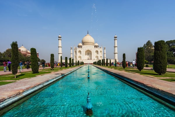 taj mahal is world s heritage it was built in the memorialof love between emperor shah jahan 