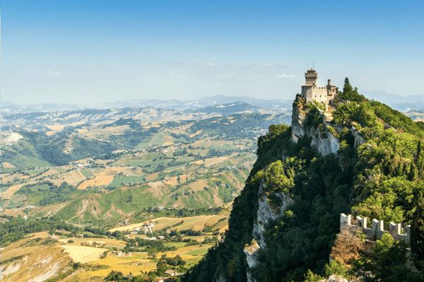 the cesta is second of the three towers in san marino