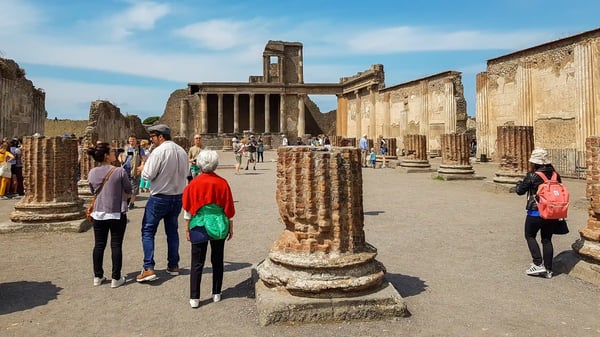 tourists walk and visit pompeii campania