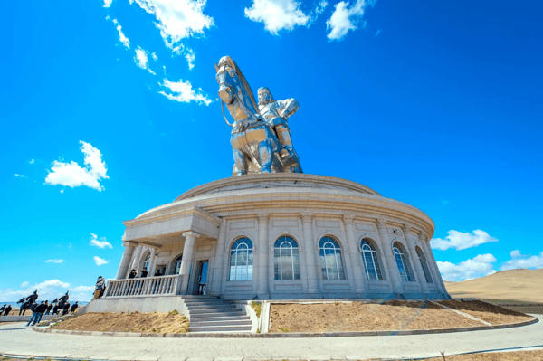 ulan bator mongolia the world s largest statue of chinghis khan 
