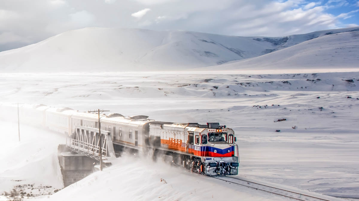 Eastern Express crossing Kars
