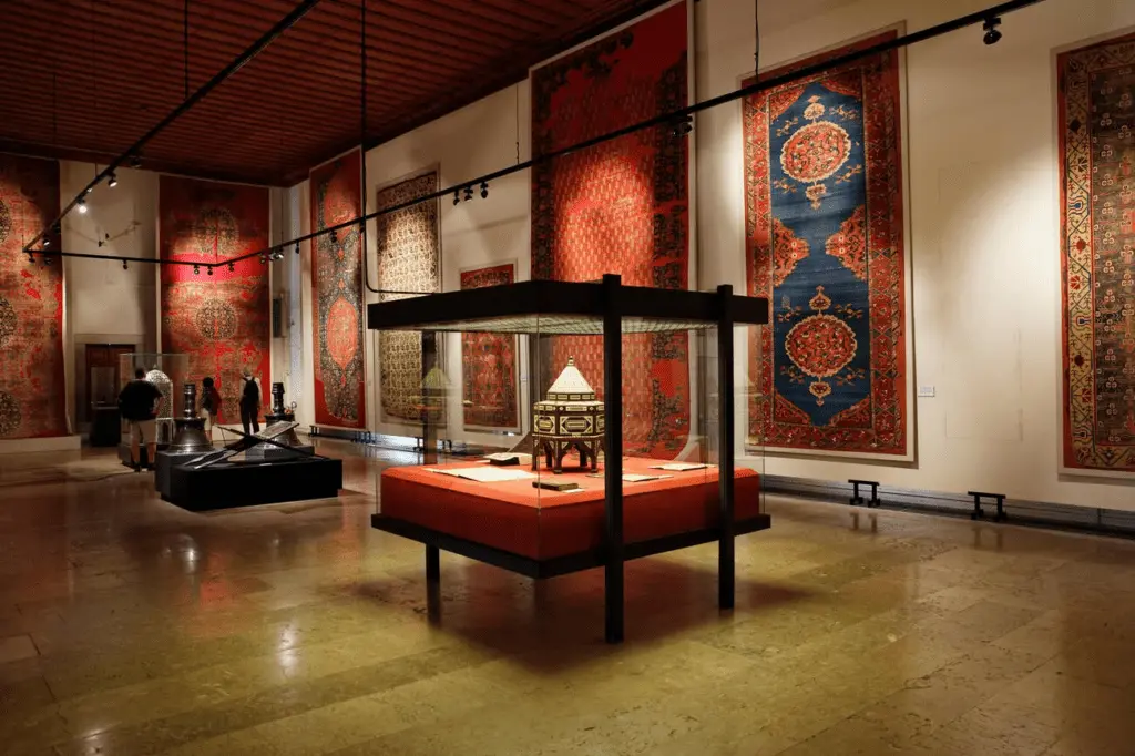 Islamic artistic traditions