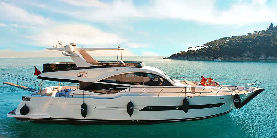 Private Luxury Yacht Cruise