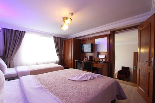 Strategic Accommodation Choices