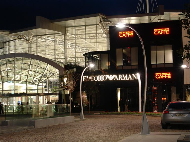 A Shopaholic's Elysium