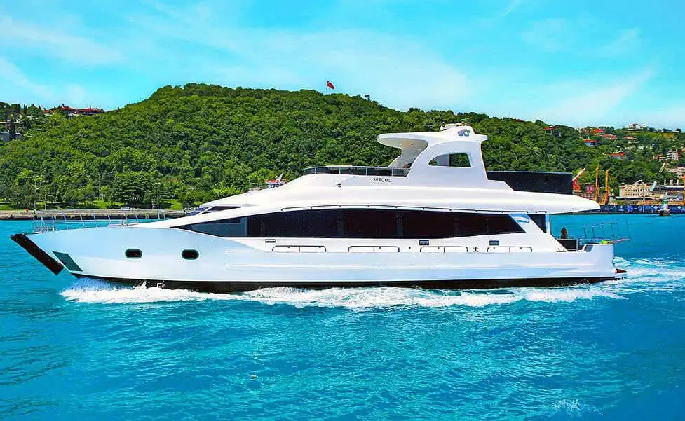 Best Luxury Yacht Rentals in Istanbul