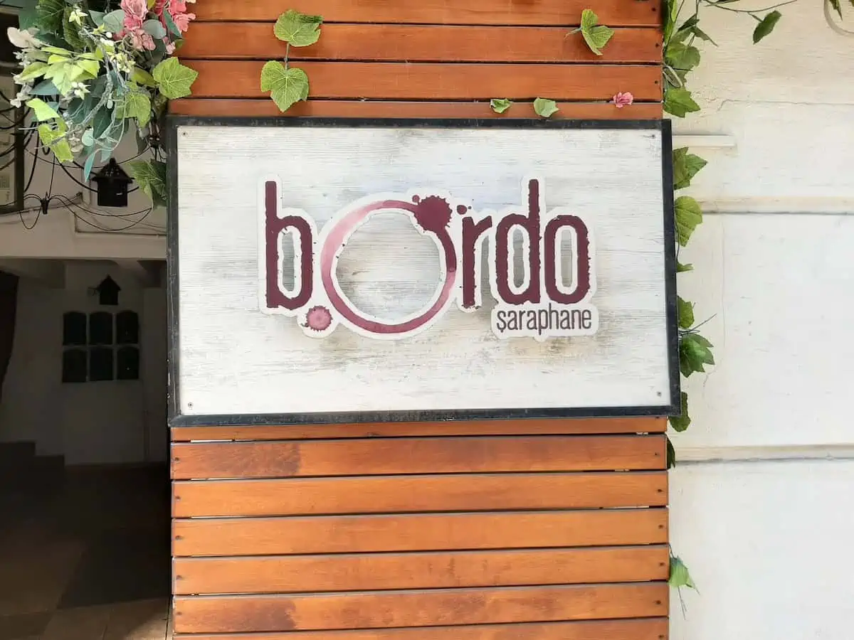 Bordo Şaraphane 