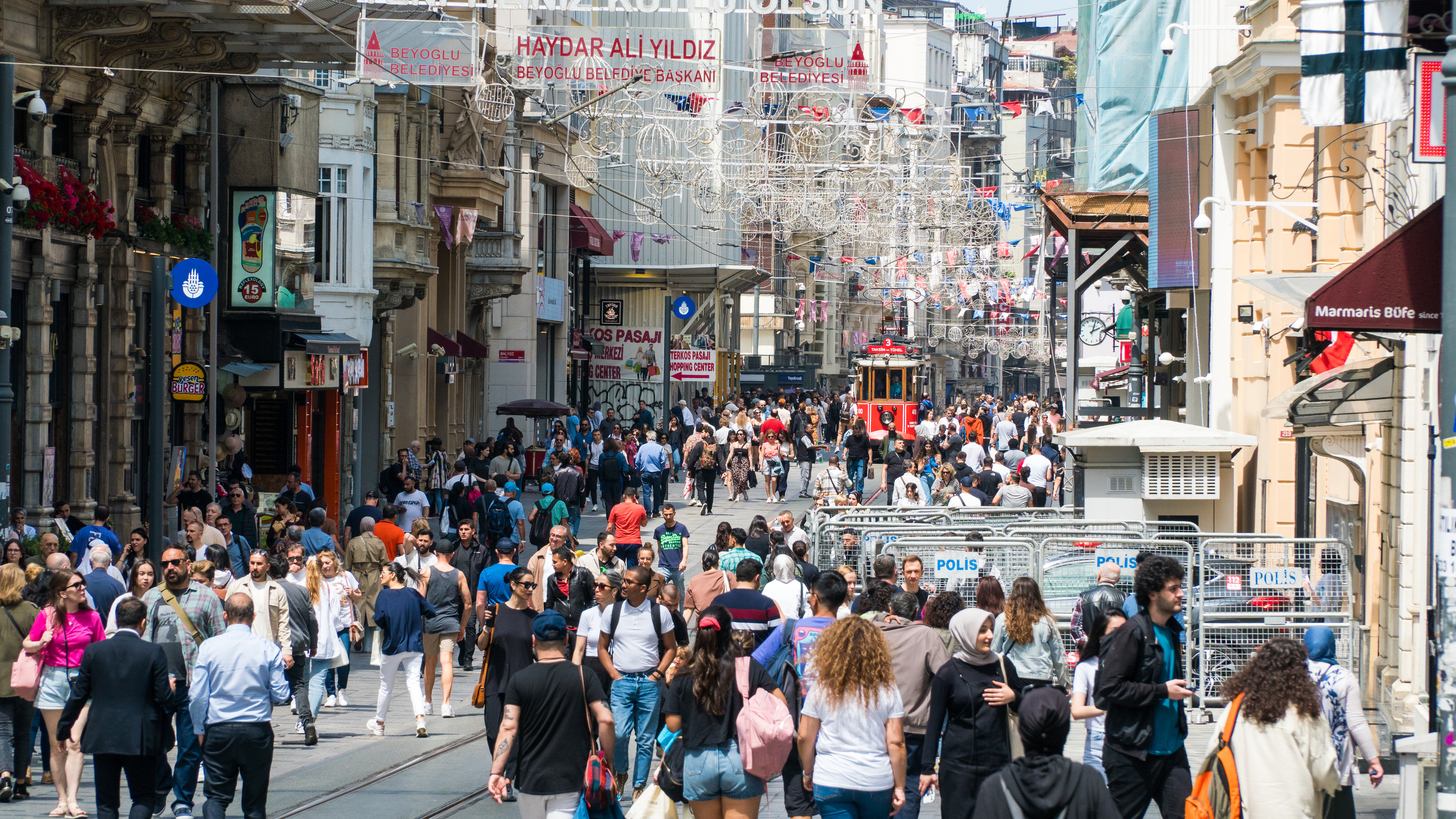 Transportation Options And Travel Tips To Navigate Turkey